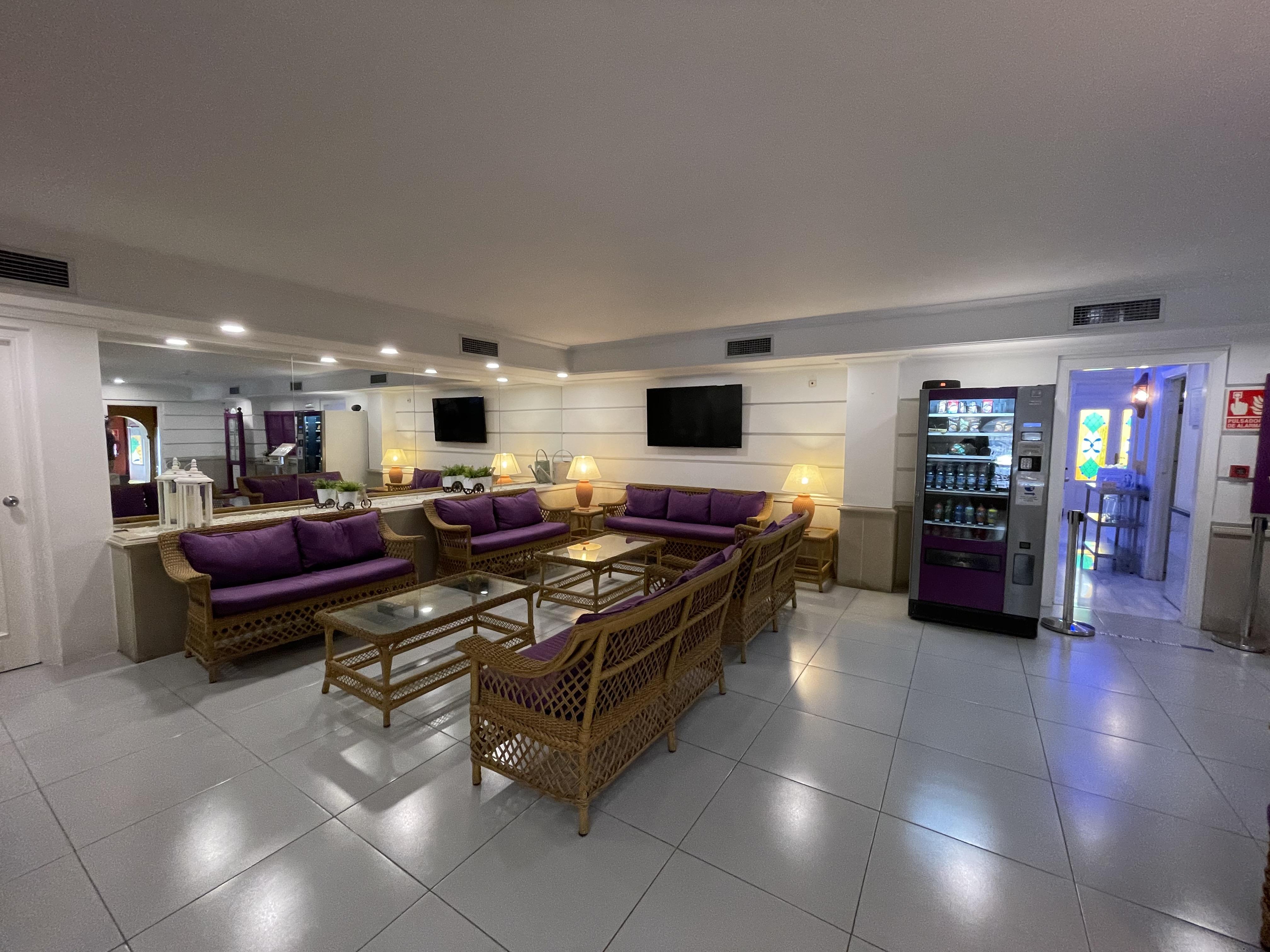 Hotel Plaza Cavana Нерха Екстер'єр фото